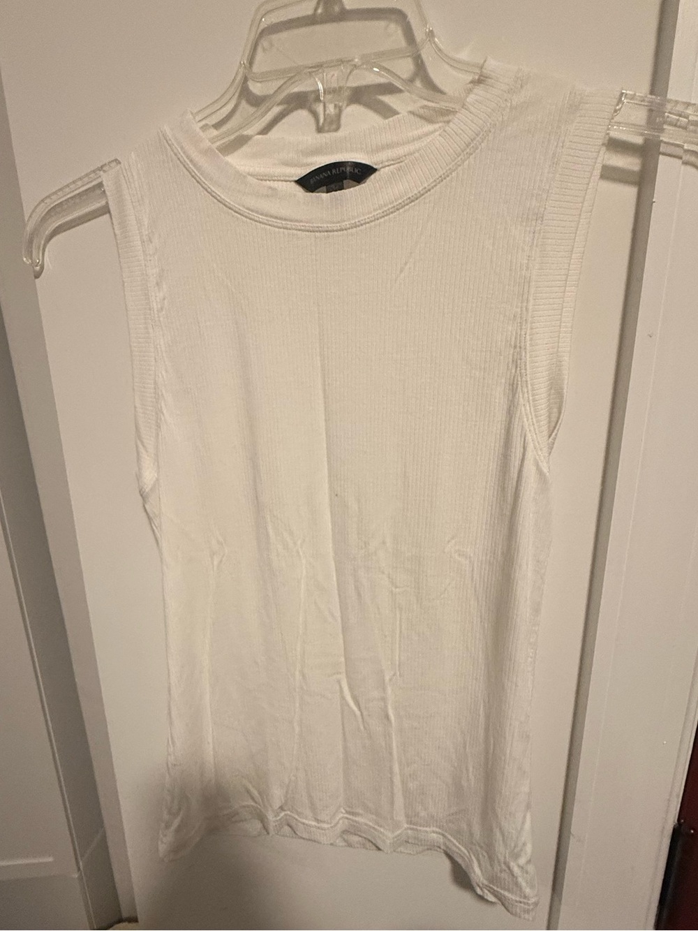 Banana Republic Sleeveless White Ribbed Tank Top